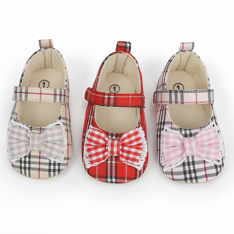 Baby Girls’ Soft First-Step Shoes – 0–12 Months