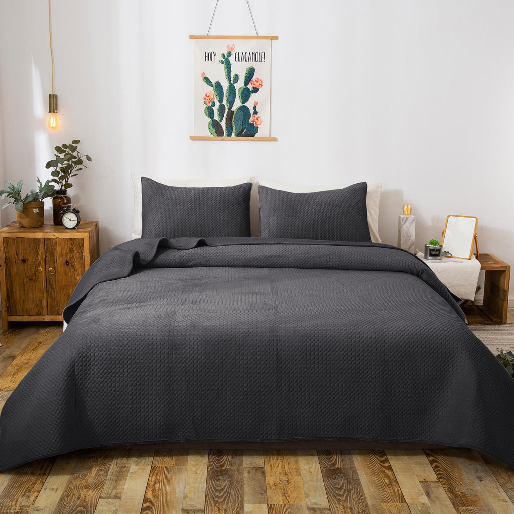 Kasentex Lightweight Plush Velvet Quilt Set Queen/King - Soft All Season Bedspread Coverlet