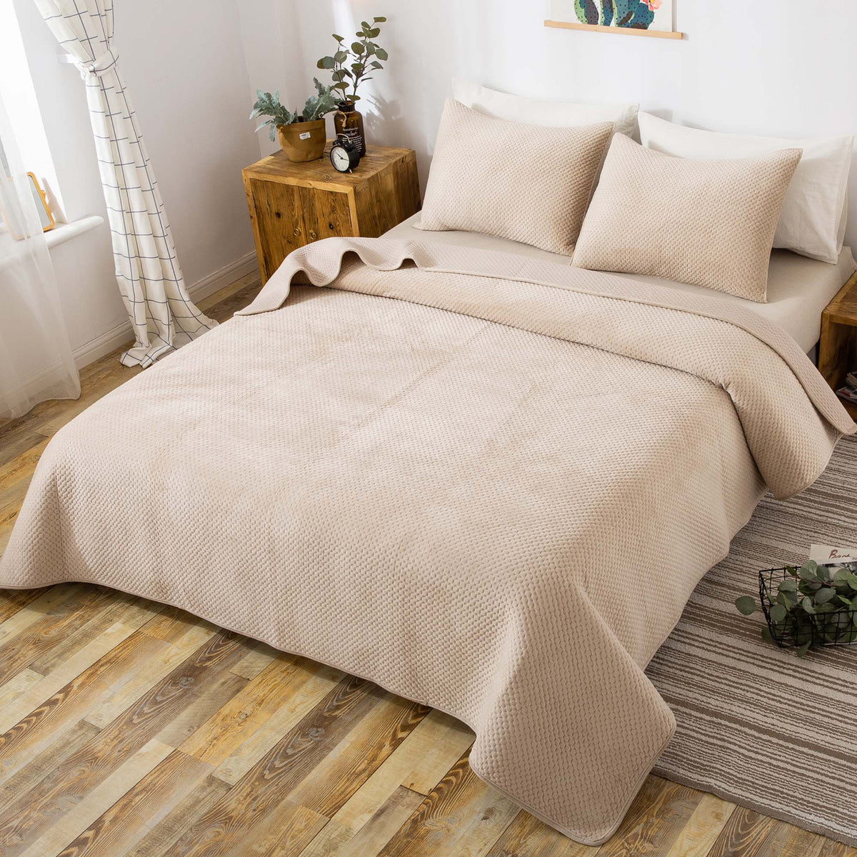 Kasentex Lightweight Plush Velvet Quilt Set Queen/King - Soft All Season Bedspread Coverlet
