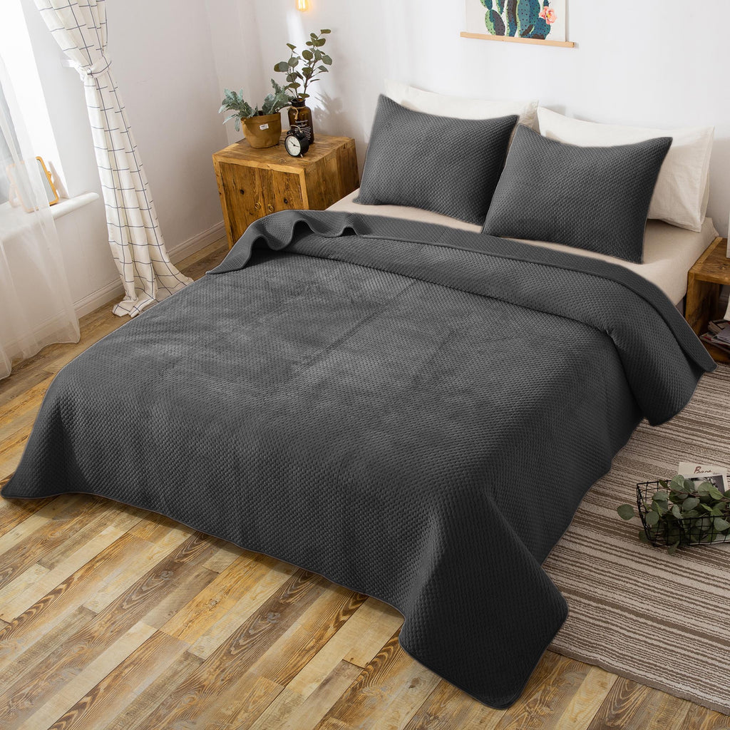 Kasentex Lightweight Plush Velvet Quilt Set Queen/King - Soft All Season Bedspread Coverlet