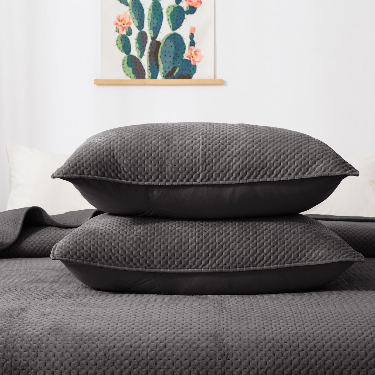 Kasentex Lightweight Plush Velvet Quilt Set Queen/King - Soft All Season Bedspread Coverlet