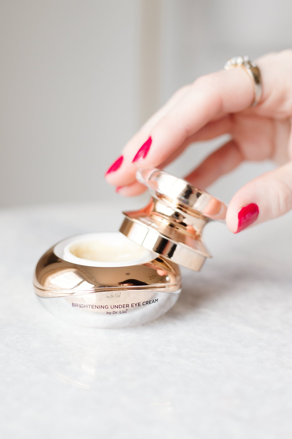 Peptide Brightening Eye Cream for Mature Skin