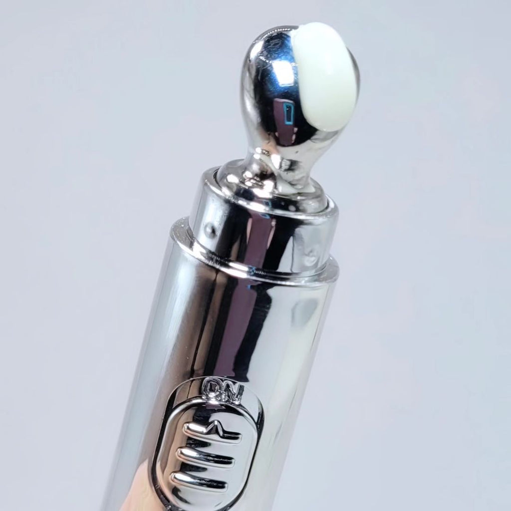 Cooling Depuffing Eye Cream with Massage Applicator