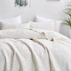 Tache Vanilla Cream Ivory Paisley Damask Stitch Matelassé Cotton Quilt Set (JHW-643)