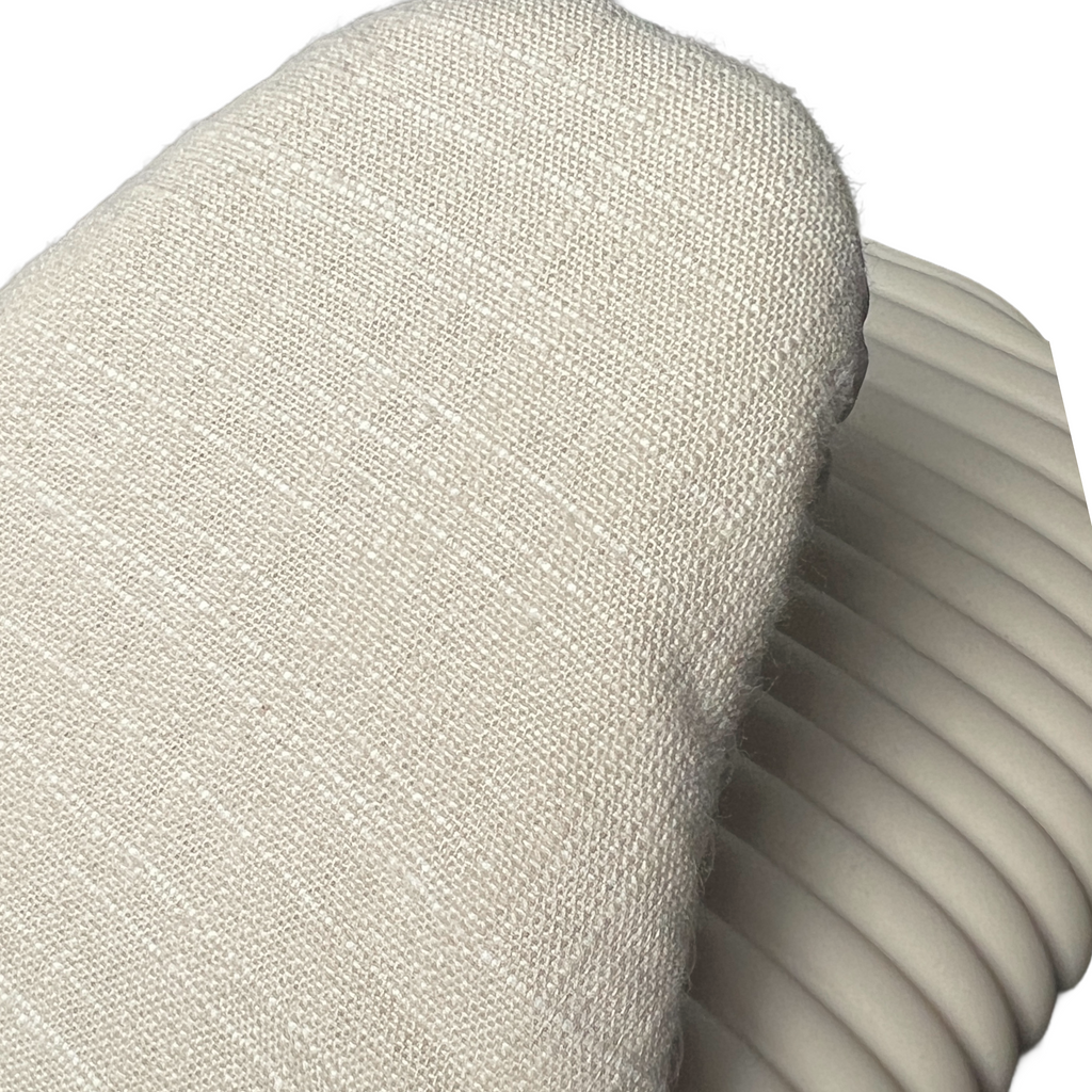 3-Piece Magnetic Cotton Oven Mitt & Pot Holder Set – Vanilla Cream