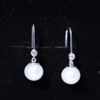 Real Freshwater Pearl Drop Earrings with Diamond