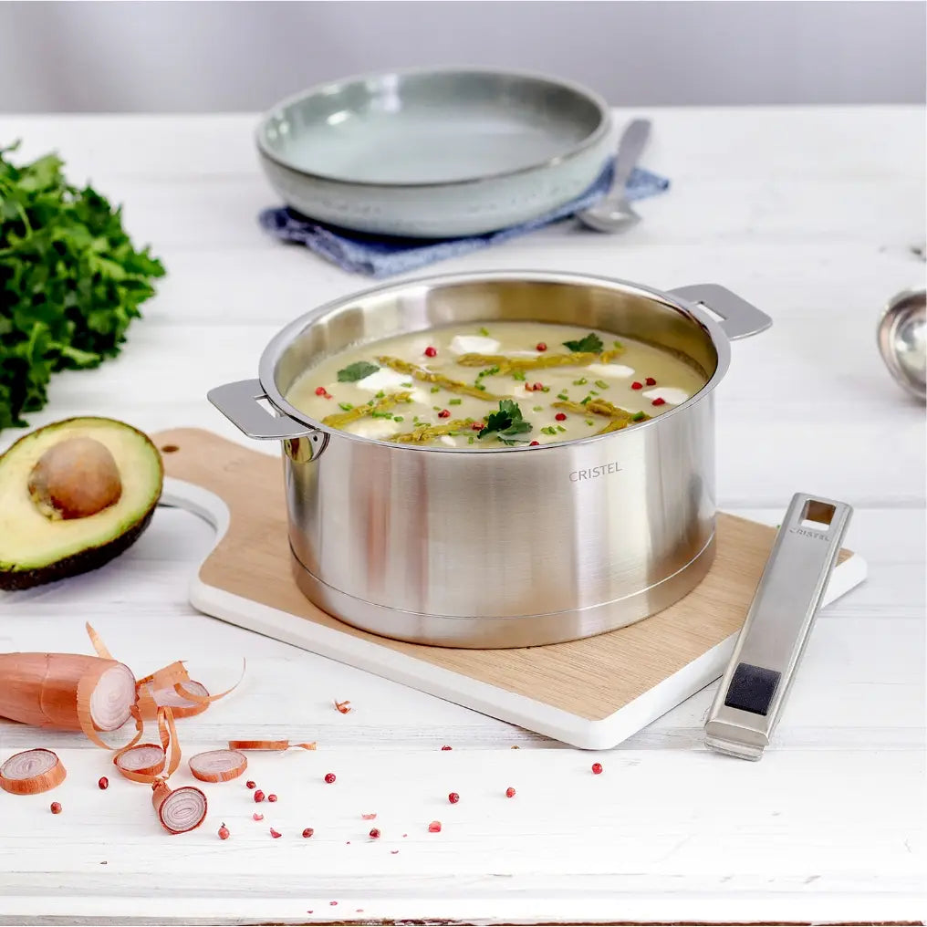 French-Made 18/10 Stainless Steel Saucepan with Lid