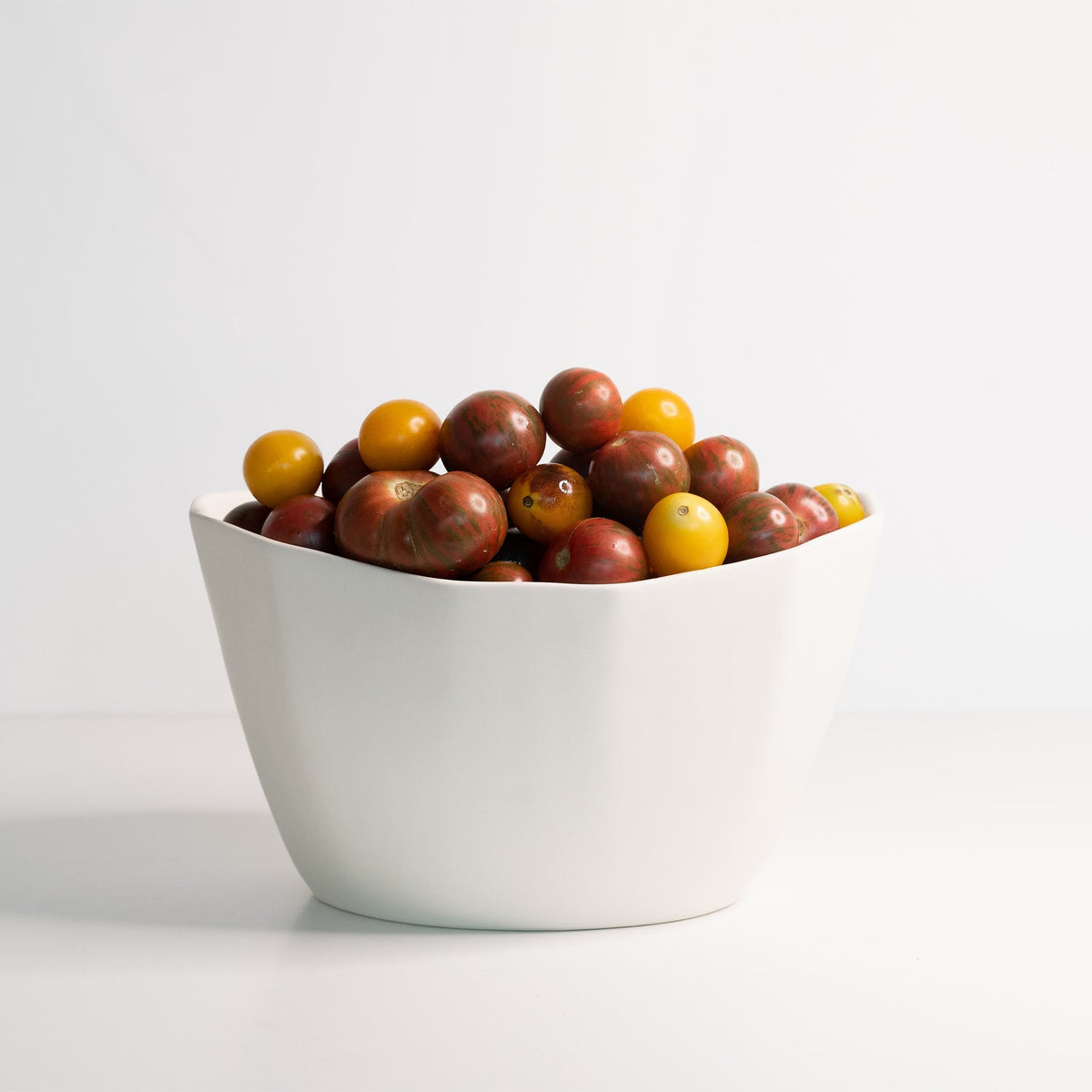 Handmade Porcelain Medium Nesting Bowl