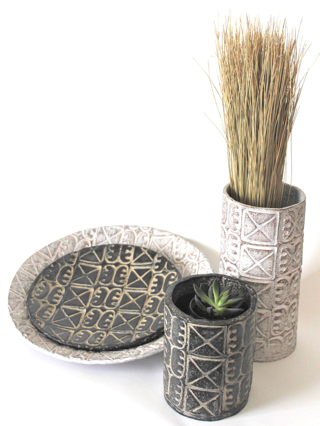 Handcrafted Ashanti Patterned Ceramics – Vases & Plates