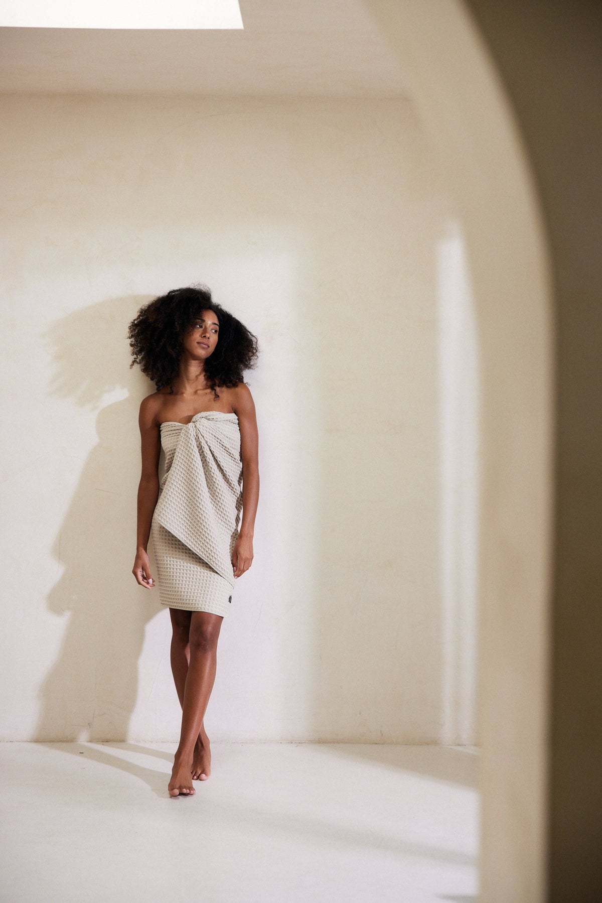 Geometry Waffle Bath Towel – Stone Gray