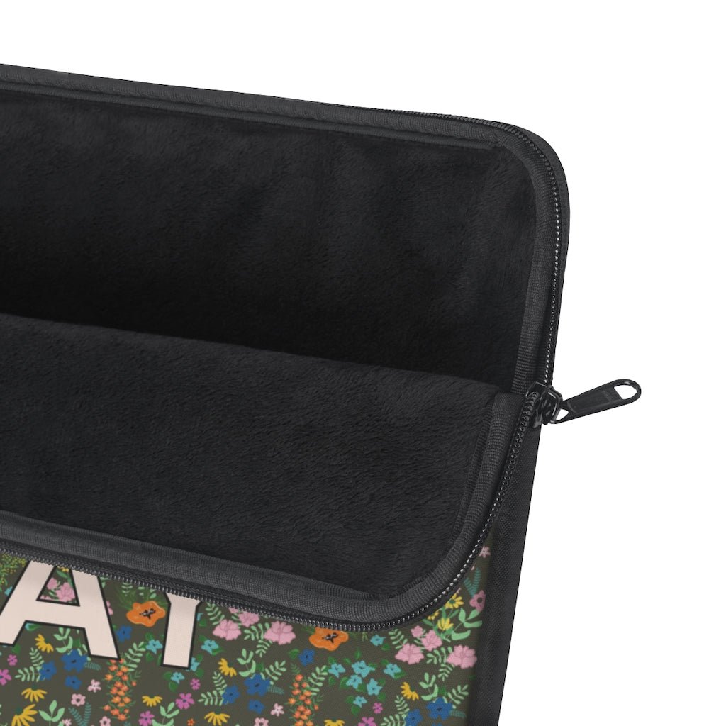 Edit All Day: Vintage Inspired Laptop Sleeve for Photographers