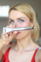 Cooling Depuffing Eye Cream with Massage Applicator