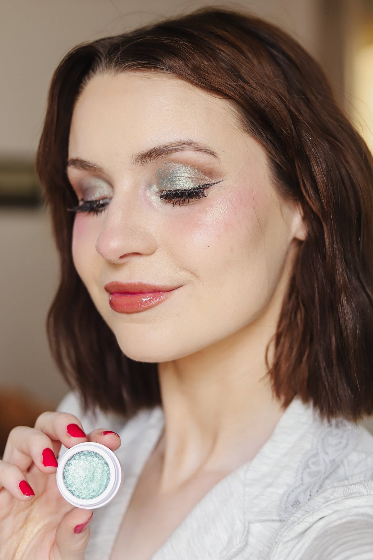 Crease-Proof Shimmer Liquid Eyeshadow