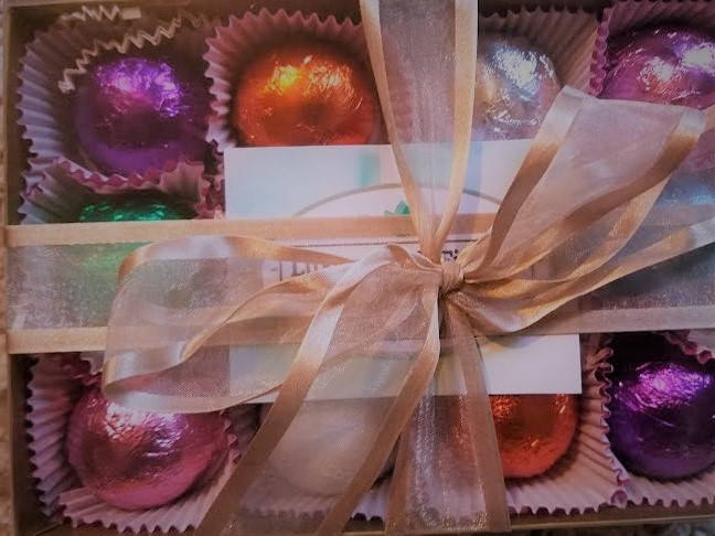 Gift Set with 12 Luxury Bath Bombs Best Sellers - foil wrapped 1.6 oz bath bombs, perfect for gift giving or keeping for yourself