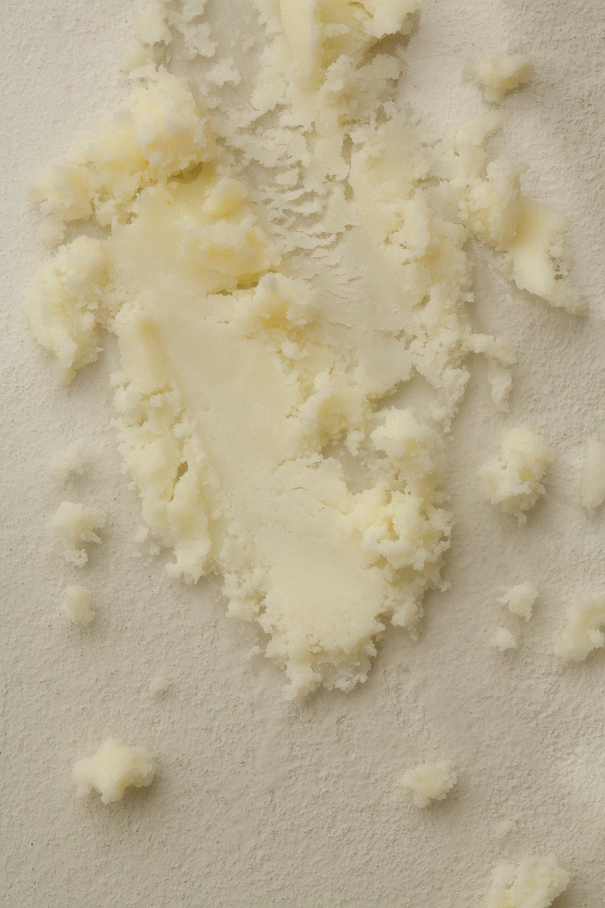 SEELE – Exfoliating Sea Salt Scrub | Celtic Salt®, Choya Nākh, Coriander & Pearl Extract