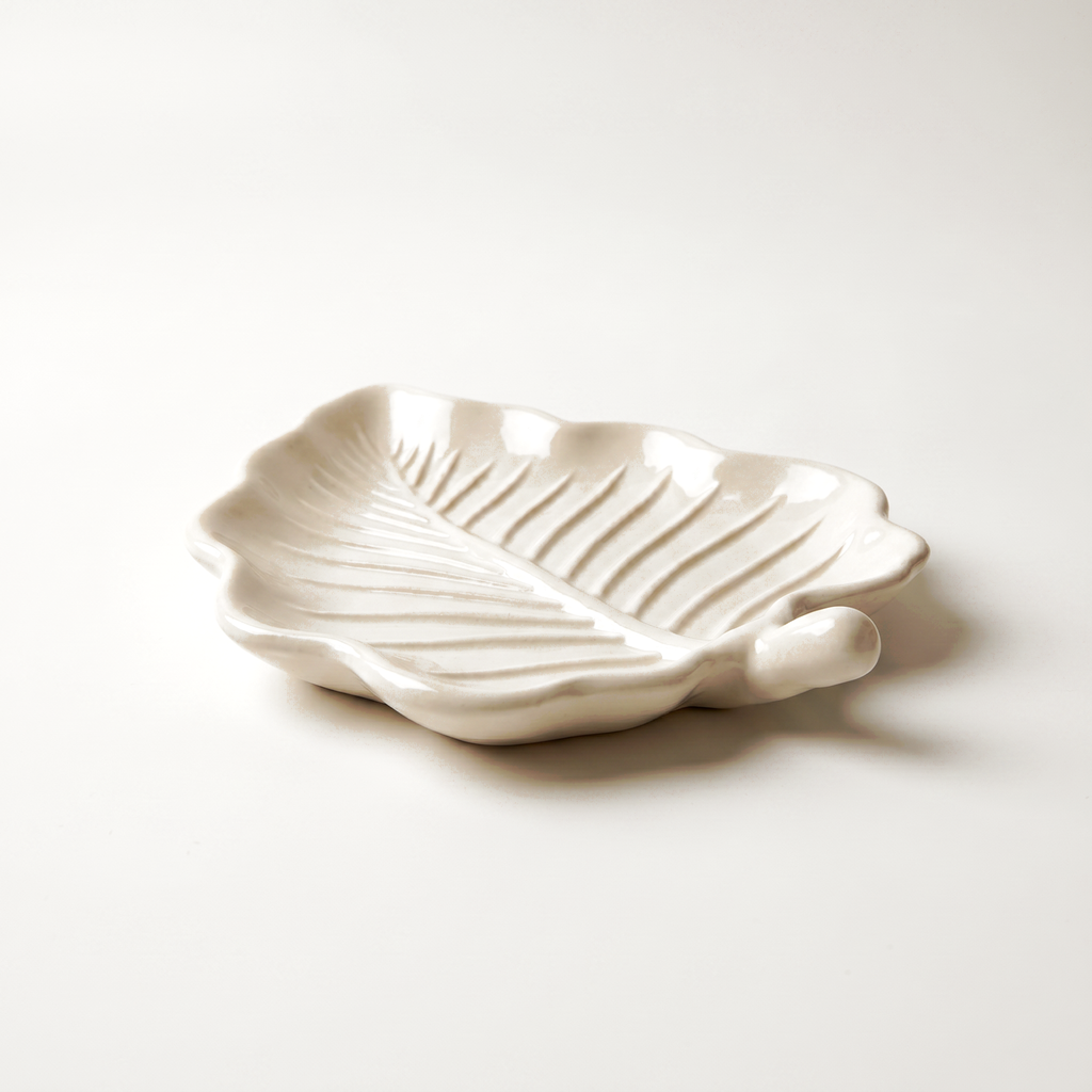 White Elm Leaf Decorative Tray – Handcrafted Gypsum 6"