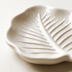 White Elm Leaf Decorative Tray – Handcrafted Gypsum 6"