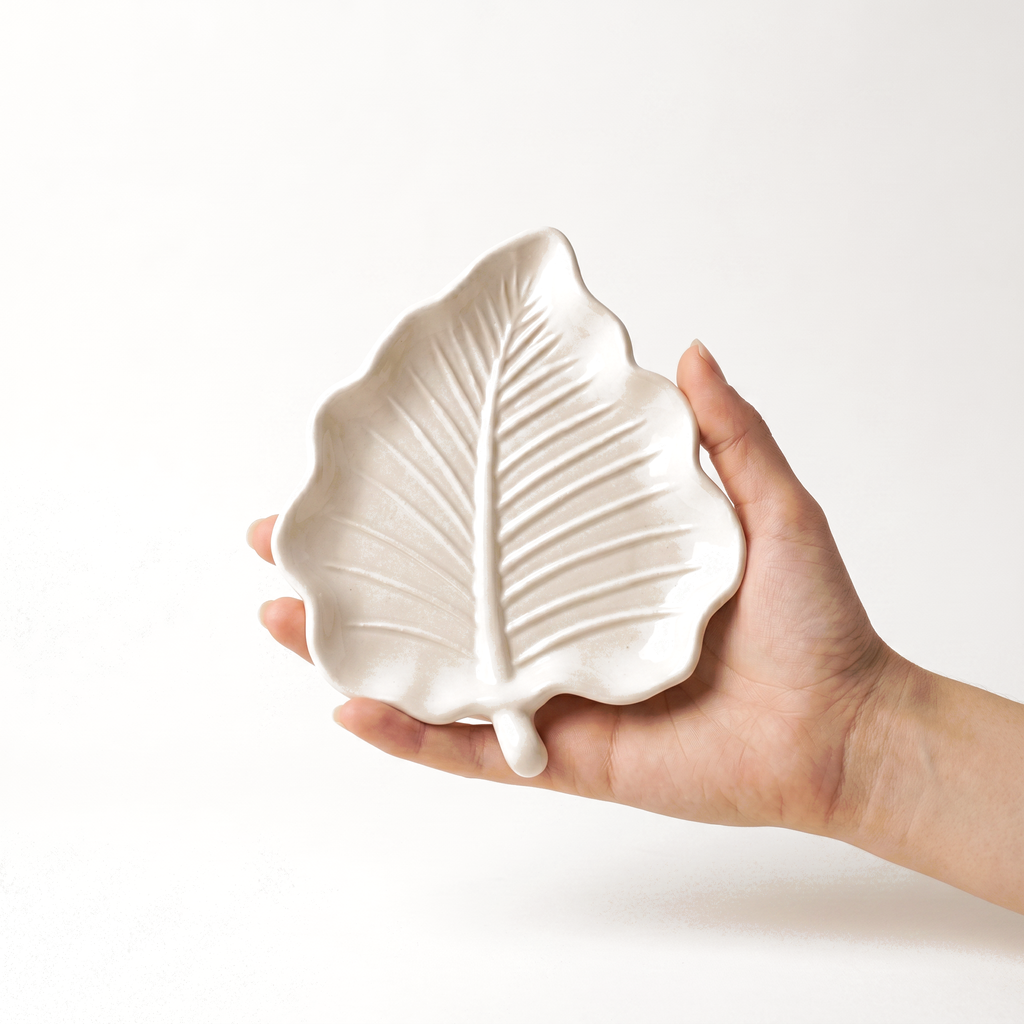 White Elm Leaf Decorative Tray – Handcrafted Gypsum 6"
